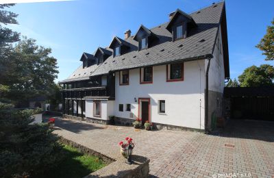 Herrenhaus/Gutshaus kaufen Levín, Ústecký kraj, Foto 2/19