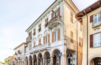 Historische Villa kaufen 28040 Lesa, Via Portici, Piemont:  