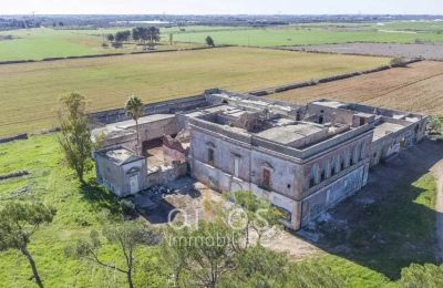 Herrenhaus/Gutshaus kaufen Manduria, Apulien:  