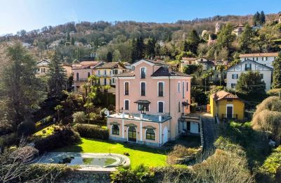 Charakterimmobilien, Historische Villa mit Pool und Seeblick in Stresa Binda