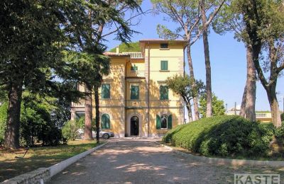 Historische Villa kaufen Terricciola, Toskana, Außenansicht