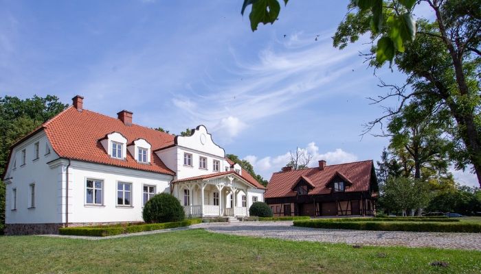 Herrenhaus/Gutshaus Książnik 4