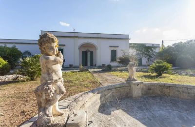 Historische Villa kaufen Lecce, Apulien:  Vorderansicht