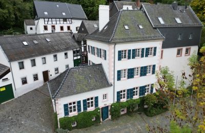 Stadthaus kaufen 53945 Blankenheim, Nordrhein-Westfalen, Ansicht Fassade Am Hirtenturm 11