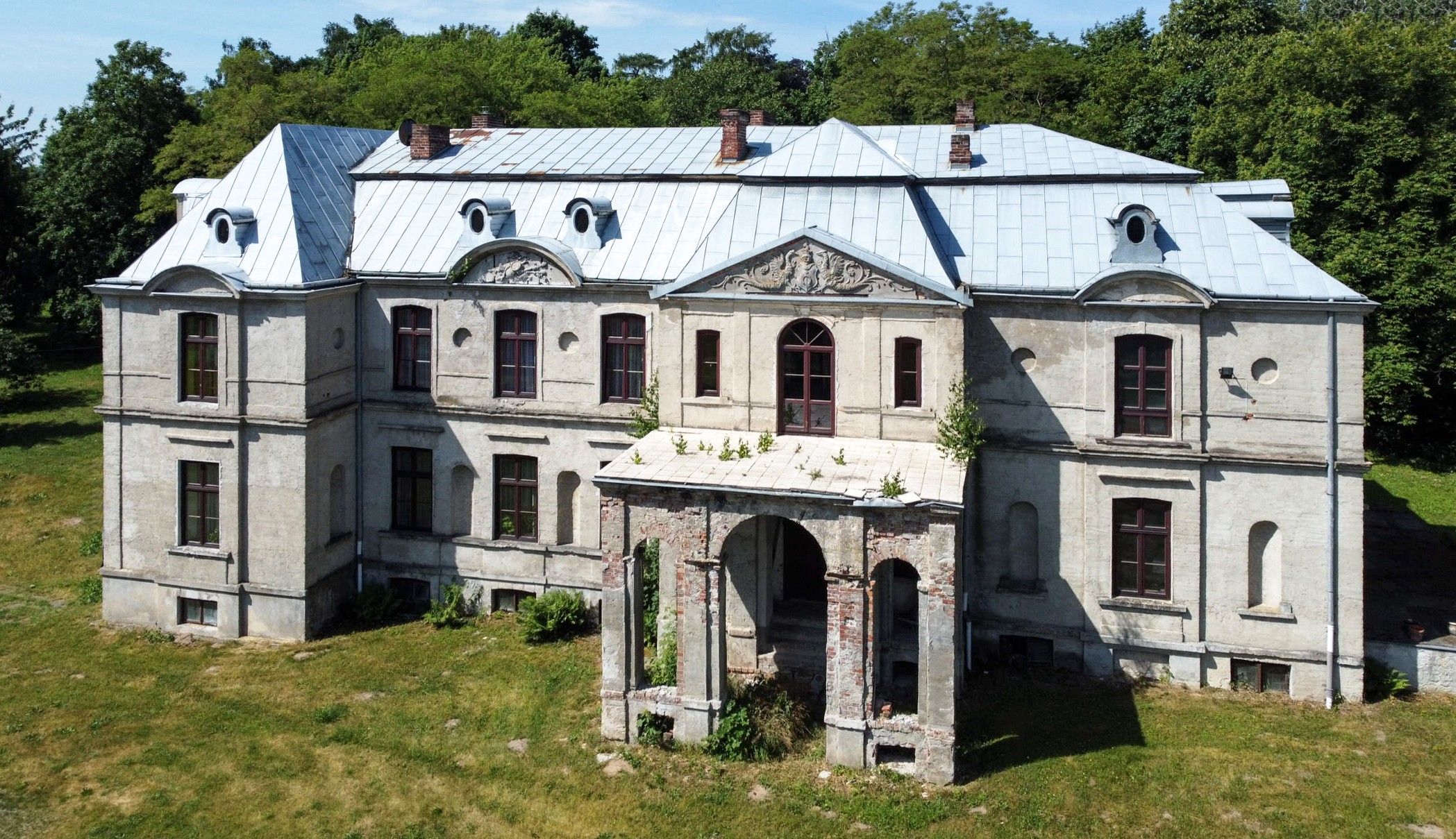 Fotos Herrenhaus und Park zwischen Bydgoszcz und Warschau