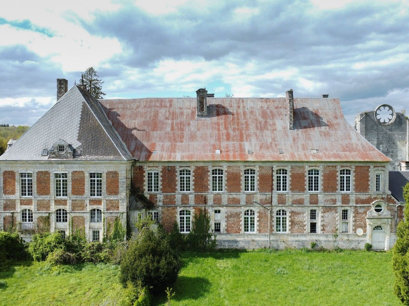 Fotos Altes Kloster in der Grenzregion Frankreich-Belgien