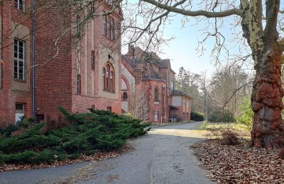 Schloss kaufen 03099 Kolkwitz, Klinikbereich 7, Brandenburg, Zufahrt