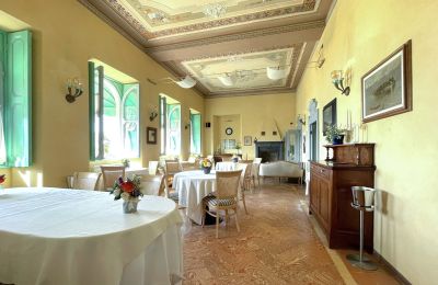 Historische Villa kaufen Bee, Piemont, Großer Saal