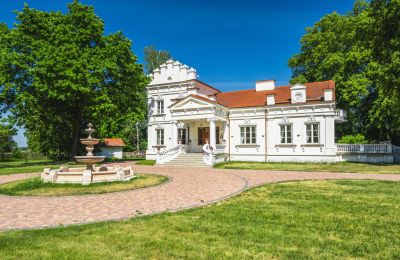 Schloss kaufen 05-332 Żaków, Masowien, Vorderansicht