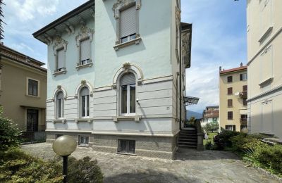 Apartment in historischem Gebäude kaufen Luino, Lombardei, Foto 19/19