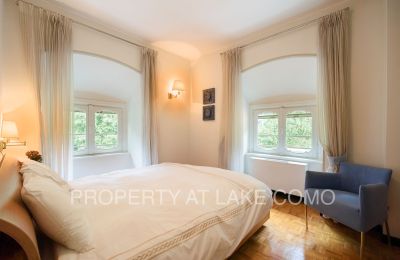 Apartment in historischem Gebäude kaufen Torno, Lombardei, Schlafzimmer