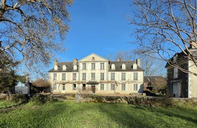 Herrenhaus/Gutshaus Pau, Neu-Aquitanien