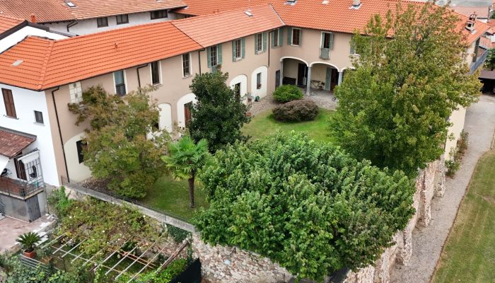 Herrenhaus/Gutshaus kaufen Pombia, Piemont,  Italien