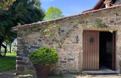 Landhaus kaufen Melide, Cabazás, Galizien, Nebengebäude