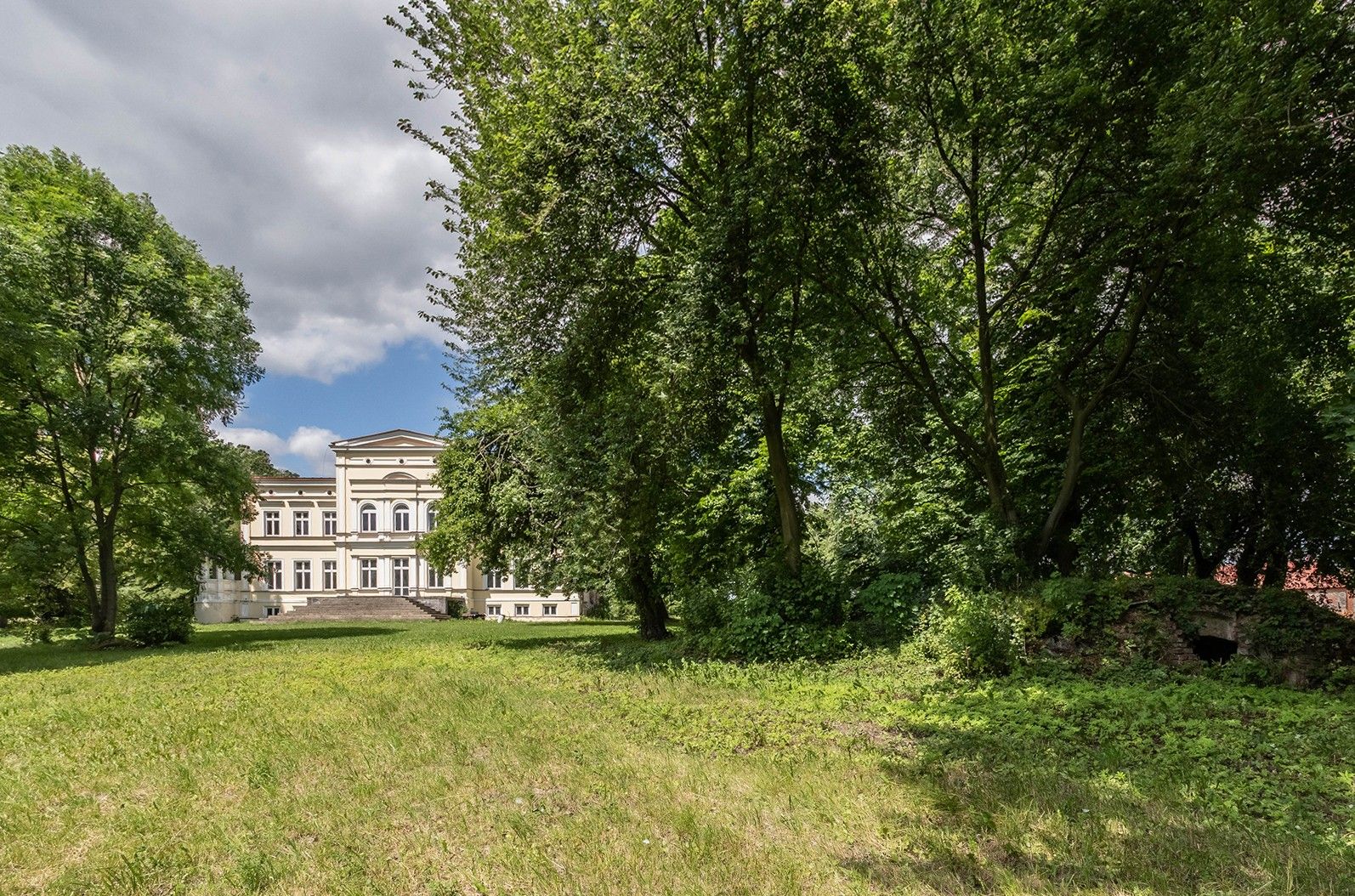 Fotos Gutshof in Großpolen - Genehmigtes Projekt für Seniorenheim