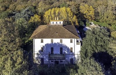 Historische Villa kaufen Pontedera, Toskana, Drohnenfoto