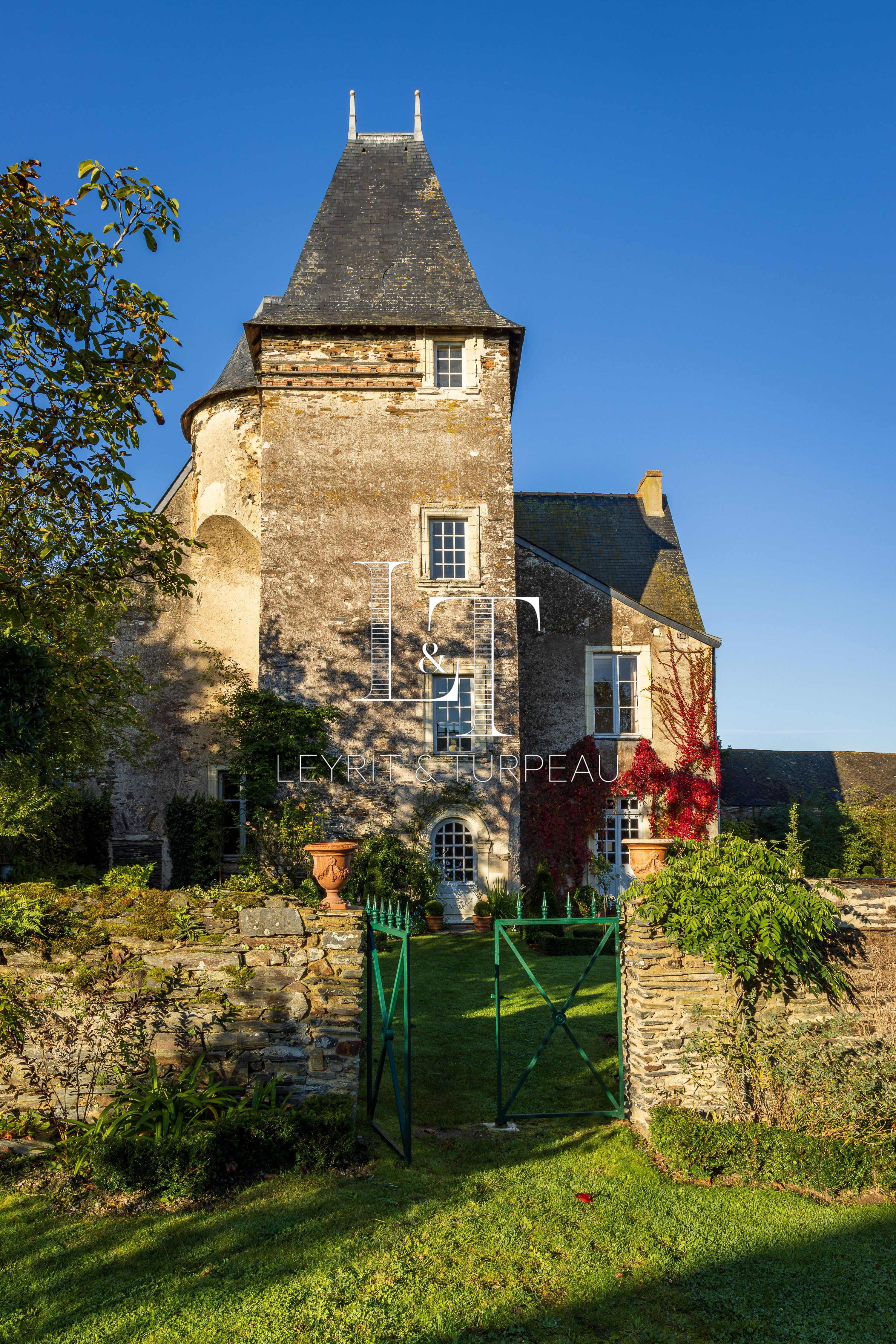 Fotos Pays de la Loire: Herrenhaus mit historischem Interieur