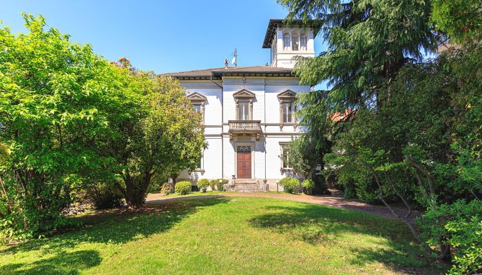 Historische Villa kaufen Verbania, Piemont,  Italien