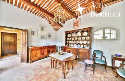 Historische Immobilie kaufen Grans, Provence-Alpes-Côte d'Azur, Wohnbereich