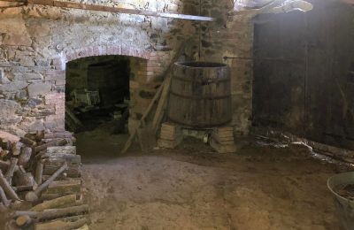 Landhaus kaufen 05010 Pornello, strada provinciale 57 2, Umbrien, Keller