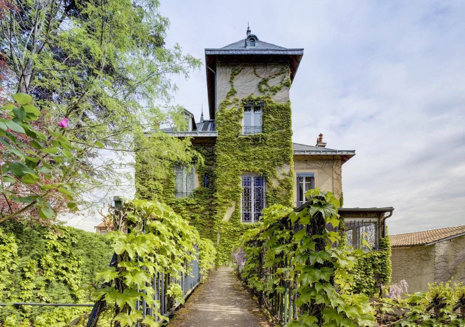 Fotos Historische Villa im Süden von Lyon