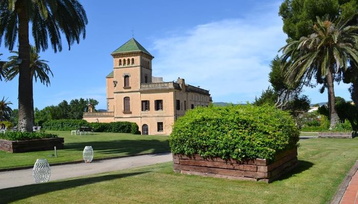 Schloss kaufen Santa Oliva, Katalonien,  Spanien