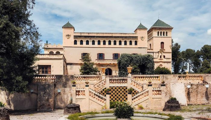 Schloss kaufen Santa Oliva, Katalonien,  Spanien