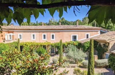 Charakterimmobilien, Landgut am Rande von Uzès