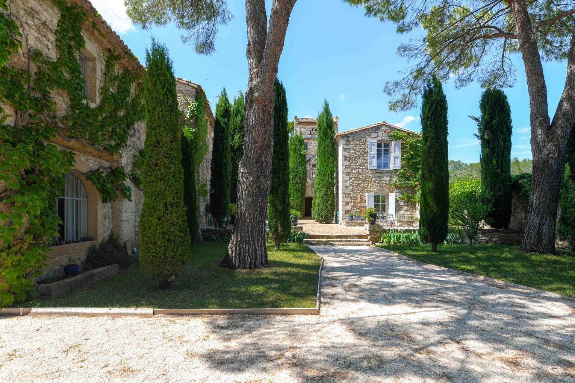 Fotos Landgut in der Provence in perfektem Zustand