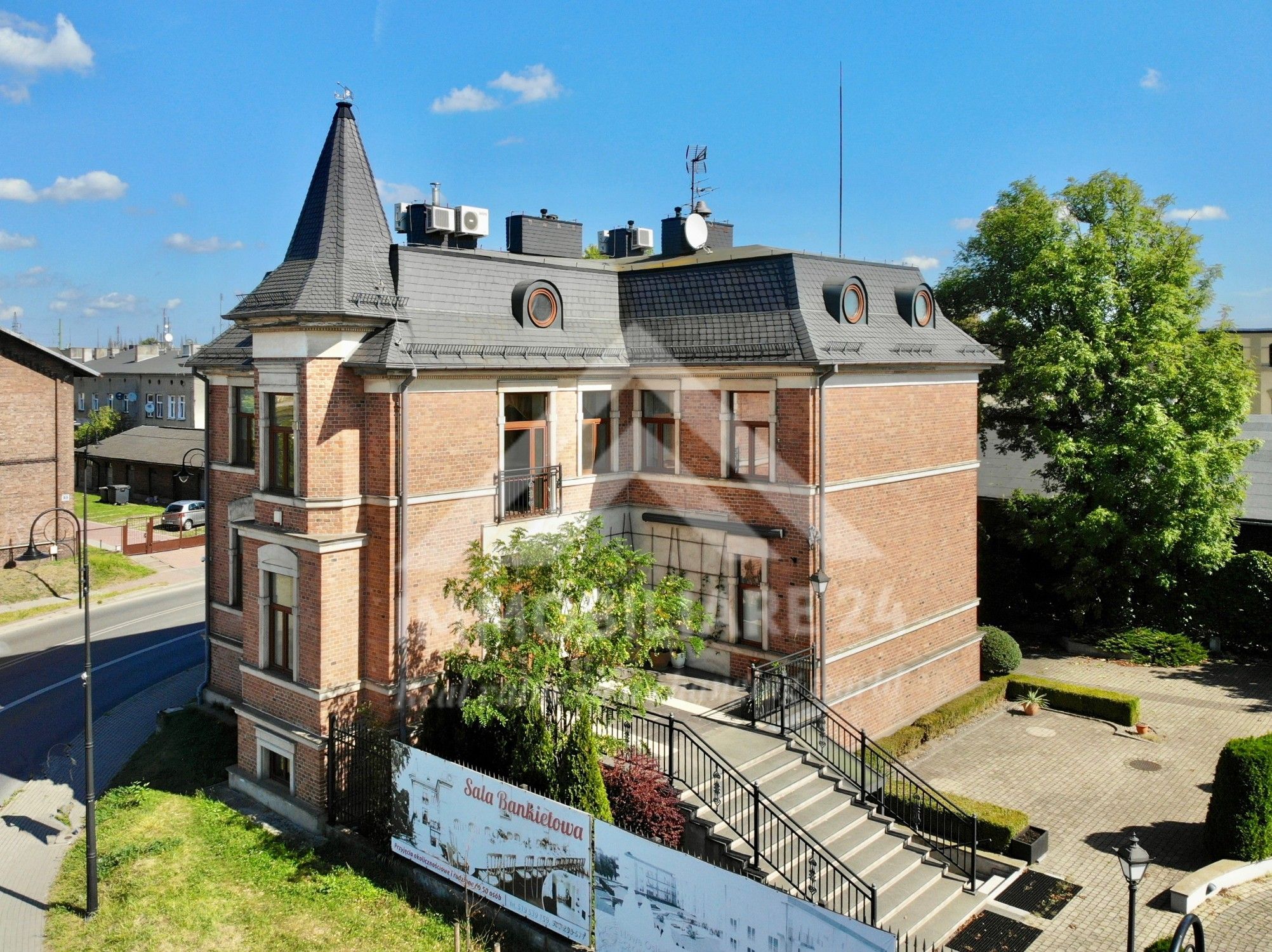 Fotos Villa des Möbelfabrikanten Thonet in Radomsko - ein Stück Designgeschichte