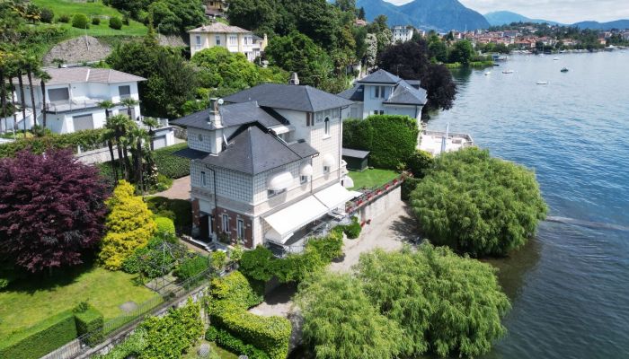 Historische Villa kaufen Verbania, Piemont,  Italien