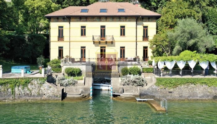 Historische Villa kaufen Moltrasio, Lombardei,  Italien