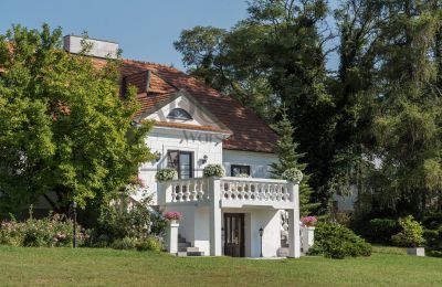 Historische Immobilien, Herrenhaus in der Nähe von Warschau – Hotel, Pension, medizinisches Zentrum oder Seniorenheim