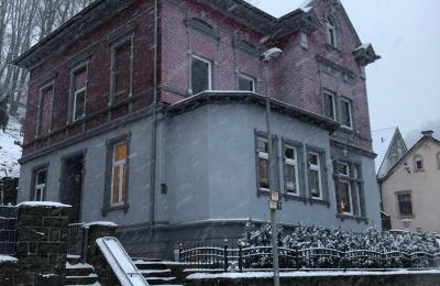 Historische Villa kaufen 58762 Altena, Bachstraße 66, Nordrhein-Westfalen, Sanierte Fassade
