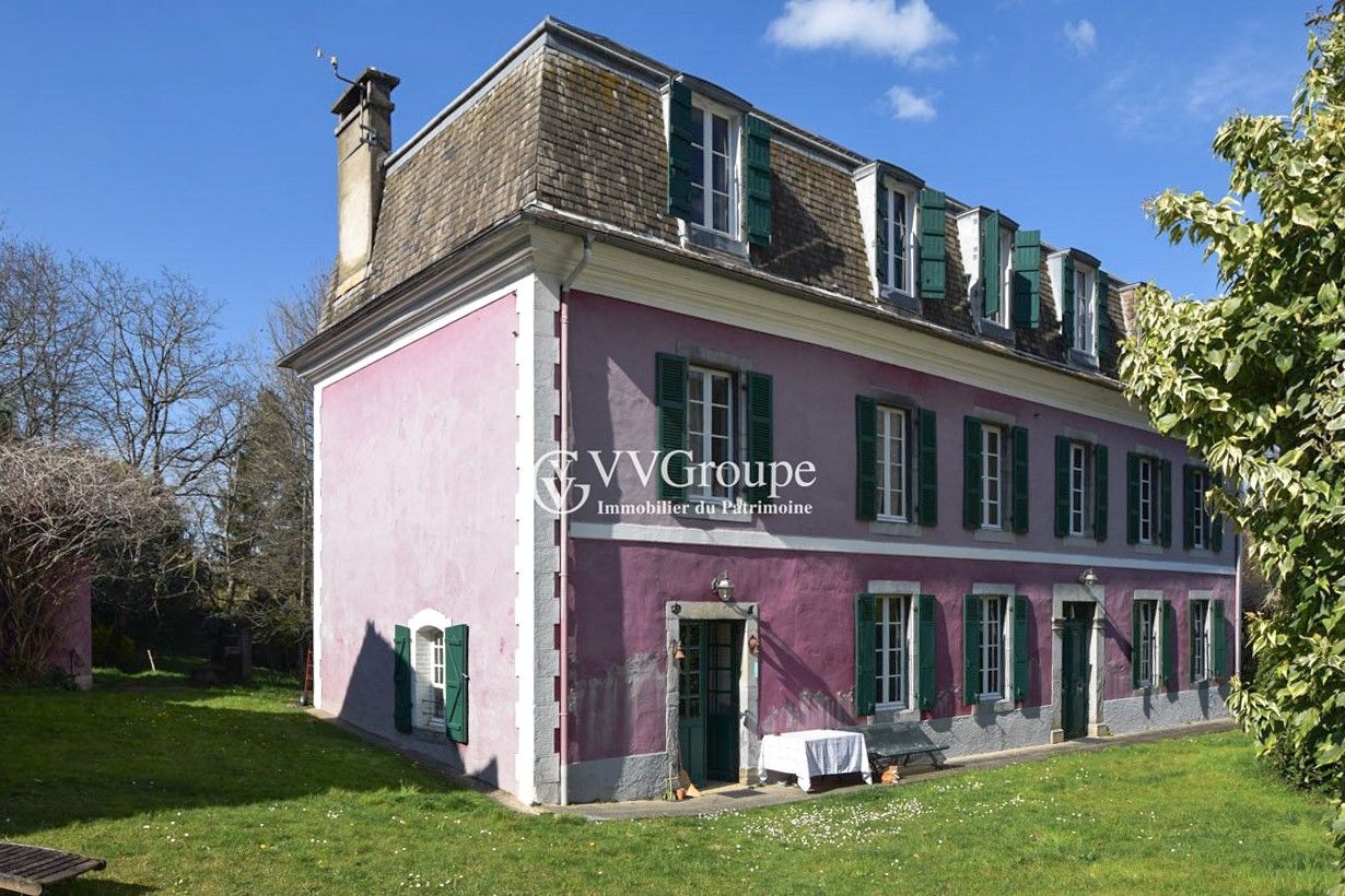Fotos Herrenhaus bei Lourdes - 370 m² Wohnfläche, Grundstück 3.452 m²