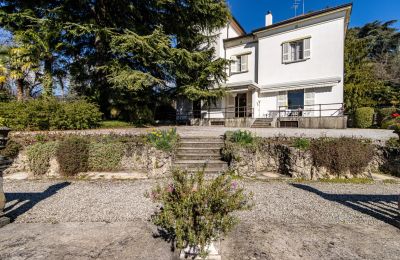 Historische Villa kaufen Longone al Segrino, Lombardei, Hauptgebäude