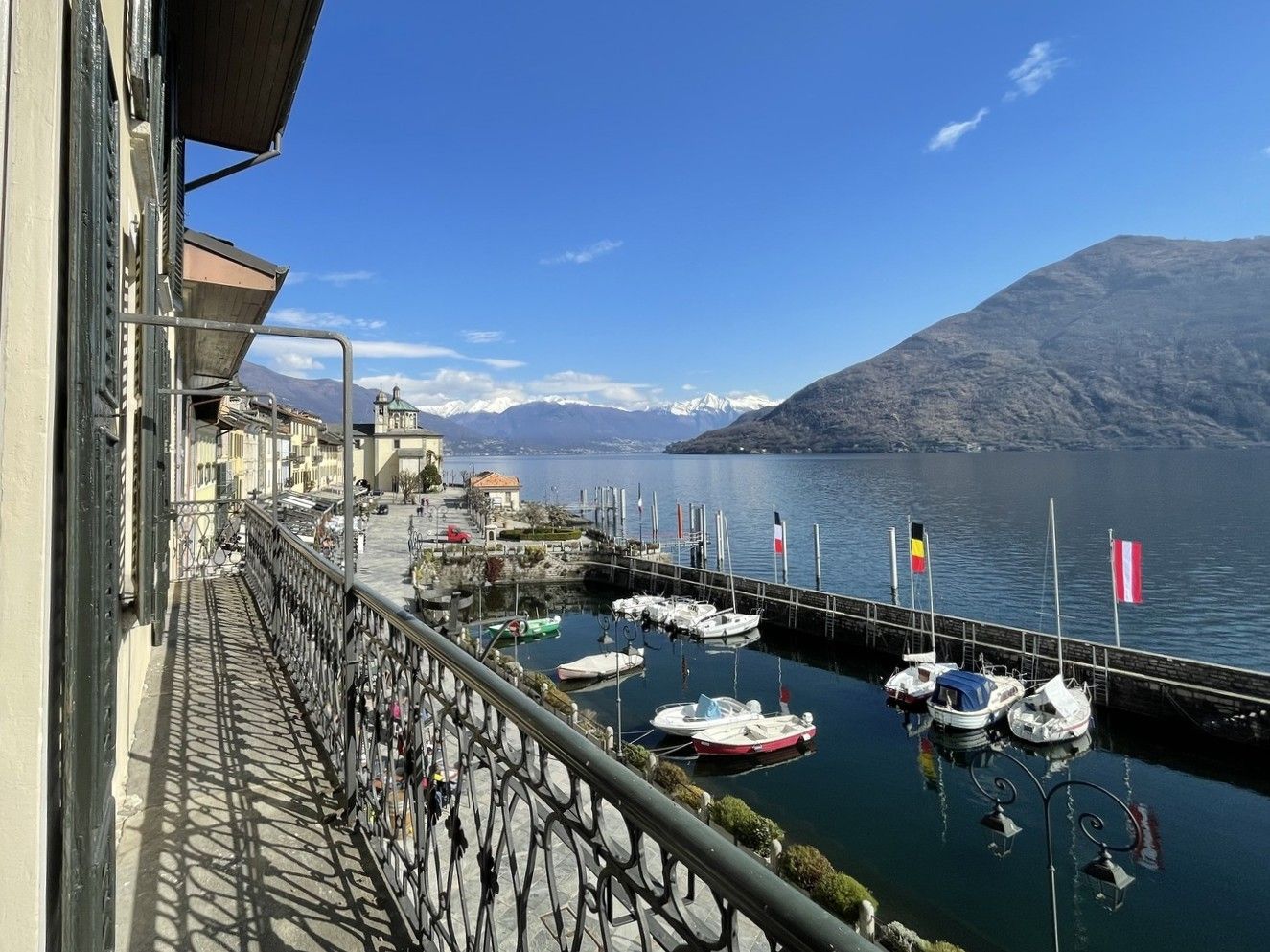 Fotos Stadthaus mit Seeblick in Cannobio