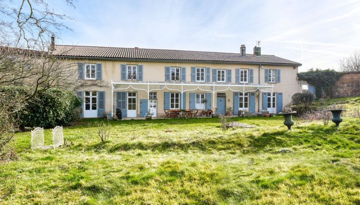 Herrenhaus/Gutshaus kaufen Vaugneray, Auvergne-Rhône-Alpes,  Frankreich