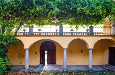 Historische Villa kaufen Belgirate, Piemont, Arkade