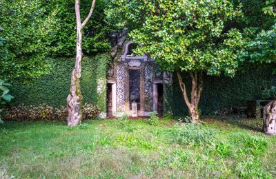 Historische Villa kaufen Belgirate, Piemont, Garten