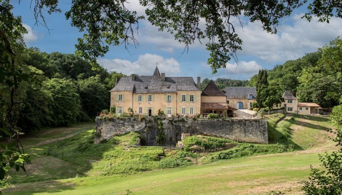 Schloss Neu-Aquitanien