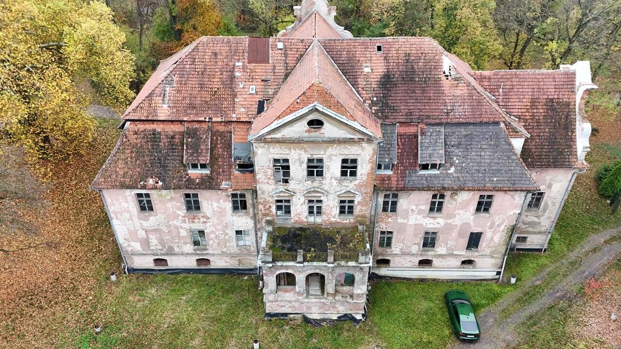 Fotos Herrenhaus und saniertes Gutshaus in Oppeln