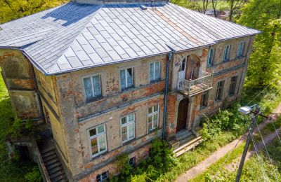 Herrenhaus/Gutshaus kaufen Parsko, Pałac w Parsku, Großpolen, Drohnenfoto
