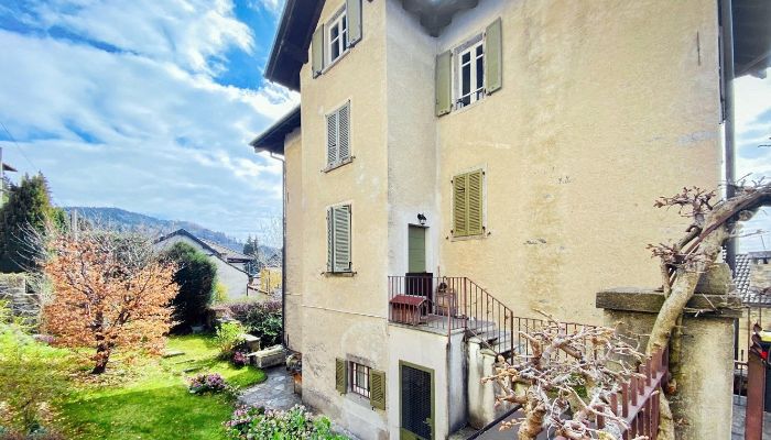 Historische Immobilie kaufen Premeno, Piemont,  Italien