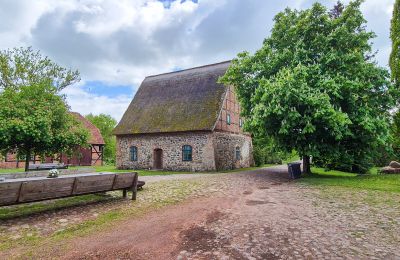 Burg kaufen 18513 Glewitz, Mecklenburg-Vorpommern, Speicher (1)
