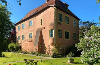 Charakterimmobilien, Wasserburg Turow – Historisches Anwesen für Großfamilie und Mehrgenerationenwohnen
