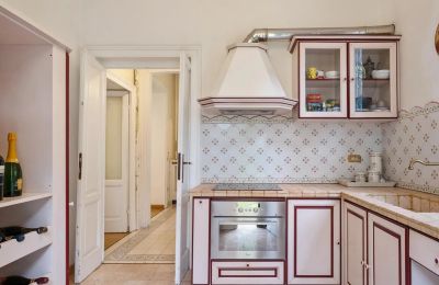 Historische Villa kaufen Baveno, Piemont, Küche