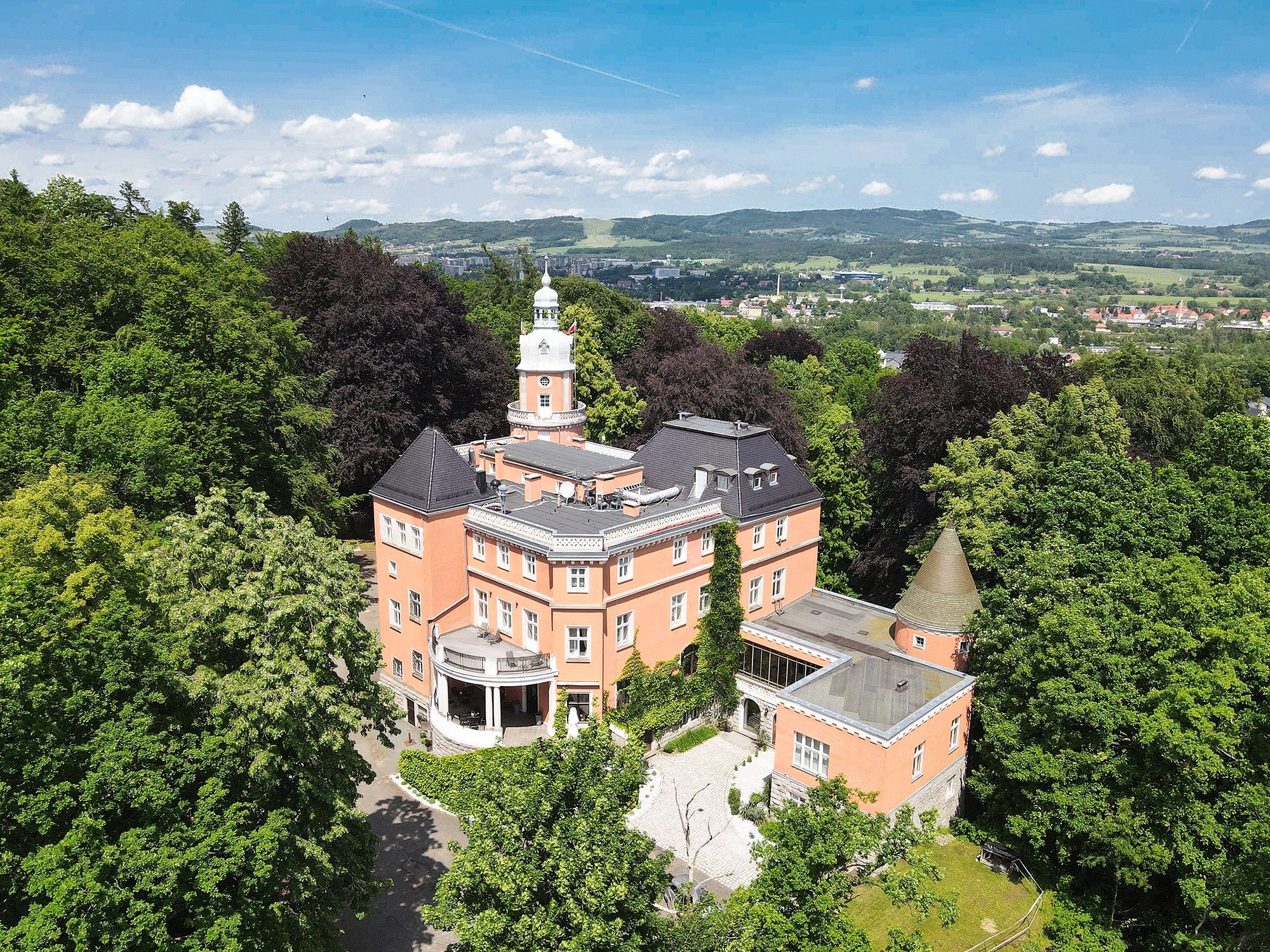 Fotos Historisches Schlosshotel im Riesengebirge