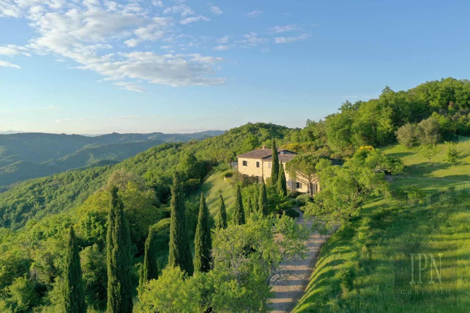 Fotos Casale mit 28 Hektar Grund bei Montone