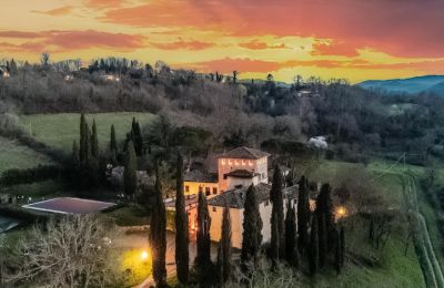 Burg kaufen Vicchio, Toskana, Lage der Immobilie